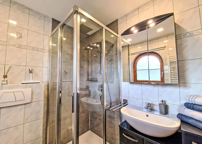 Apartament August By Interhome Schlitters